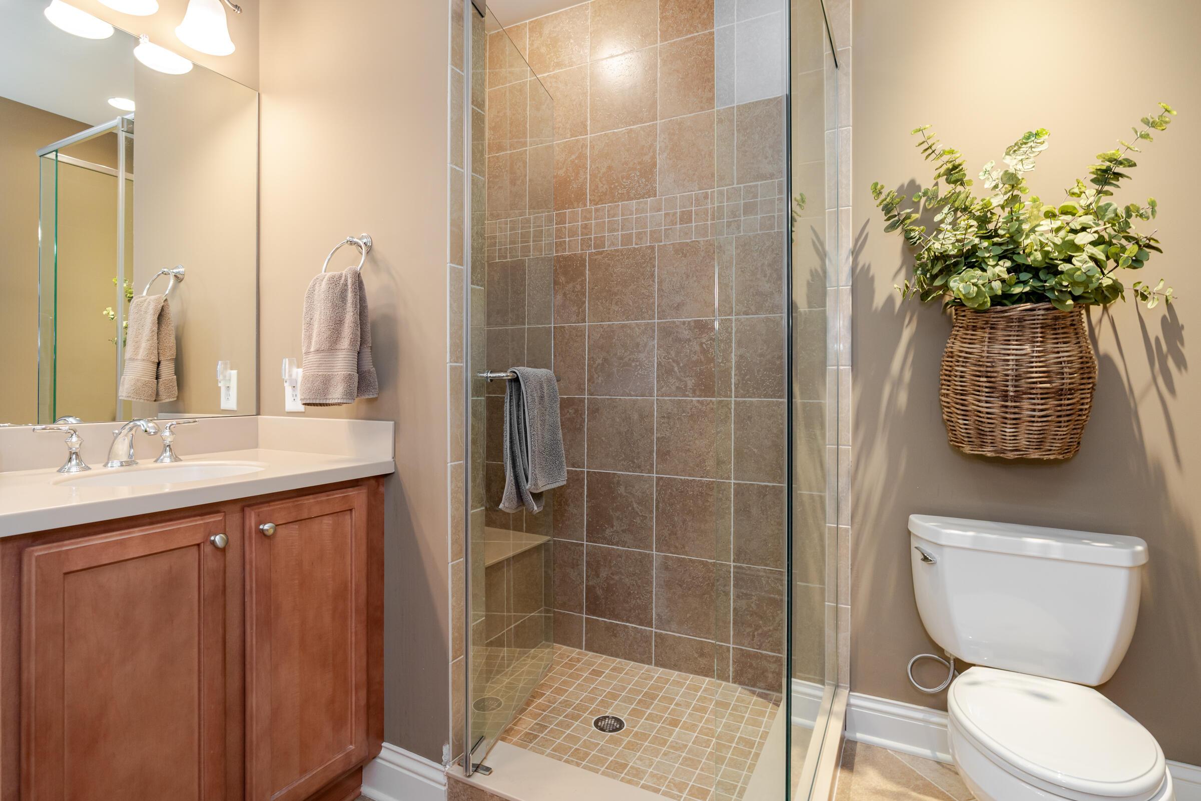 3175 Tremont Road, 511