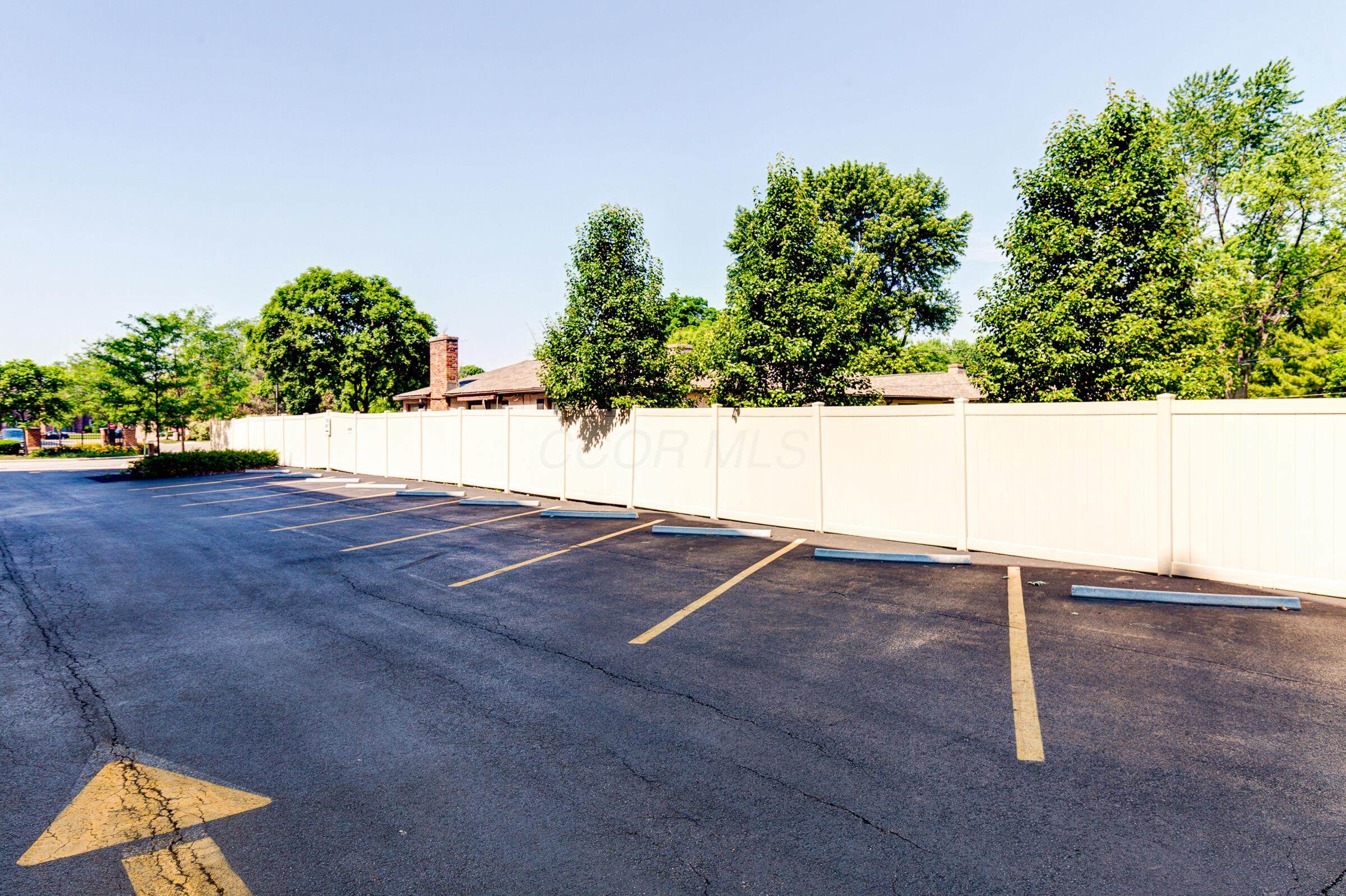 3175 Tremont Road, 511