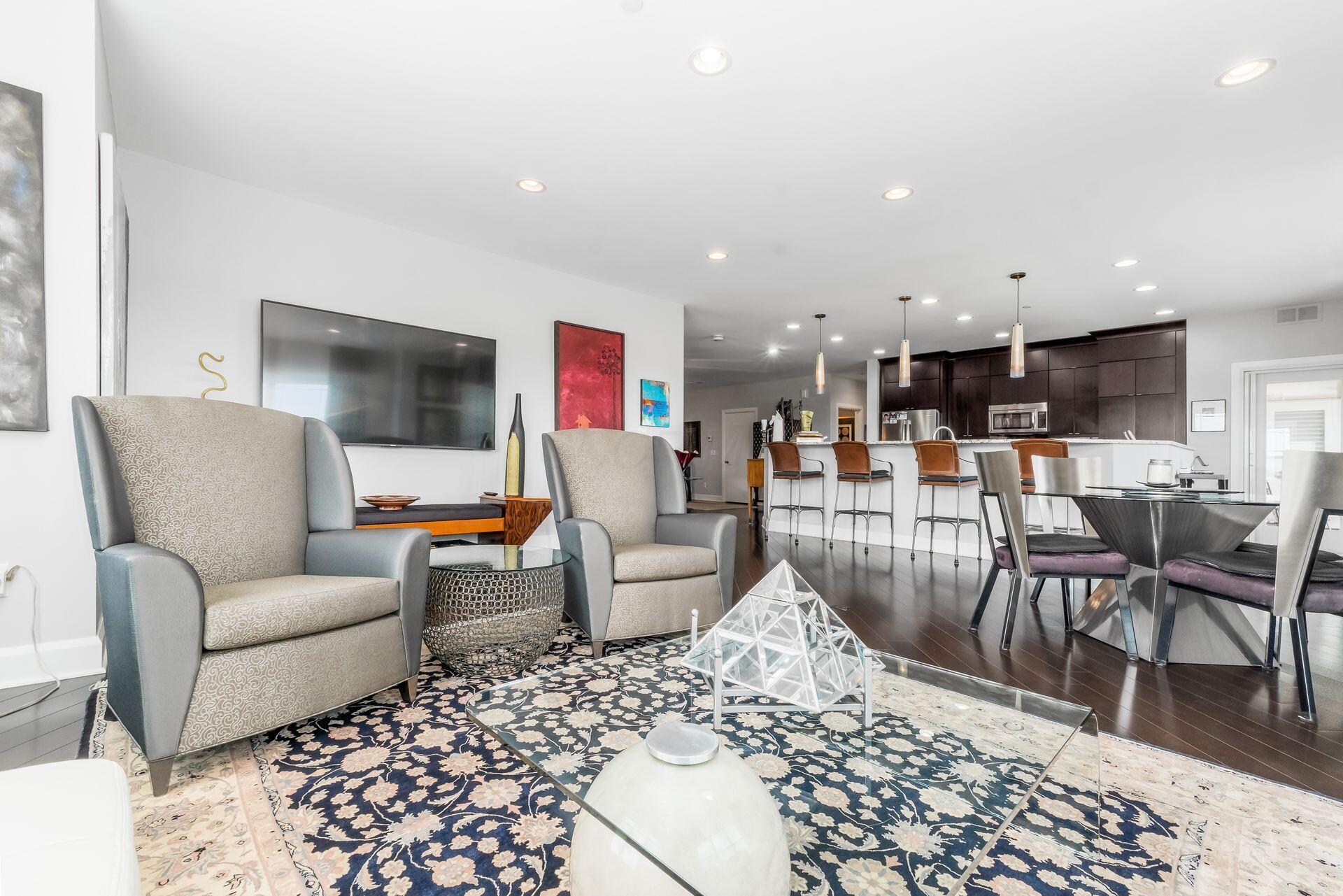 3175 Tremont Road, 502