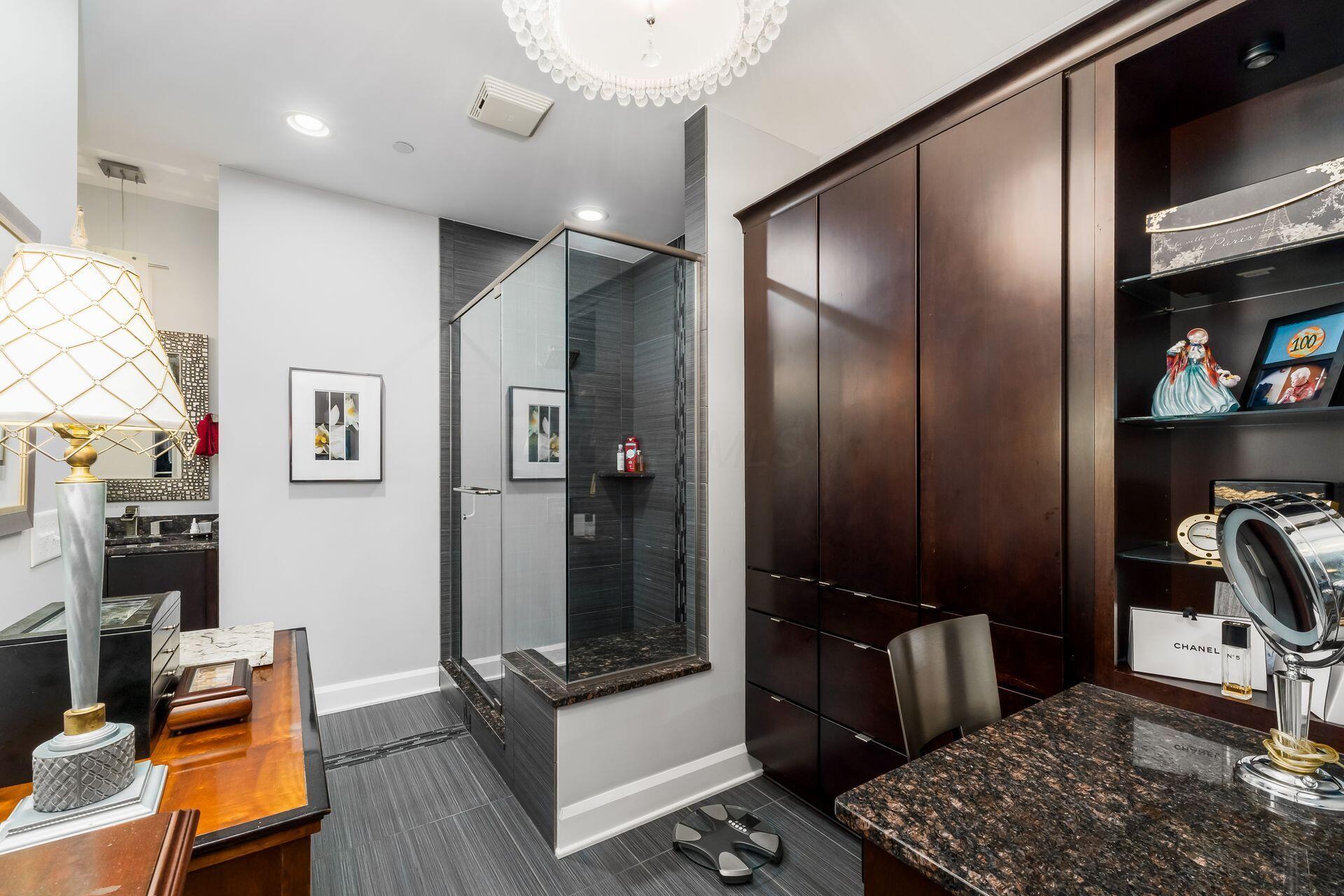 3175 Tremont Road, 502