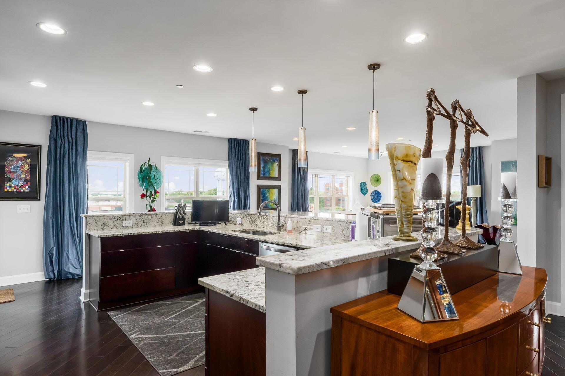 3175 Tremont Road, 502