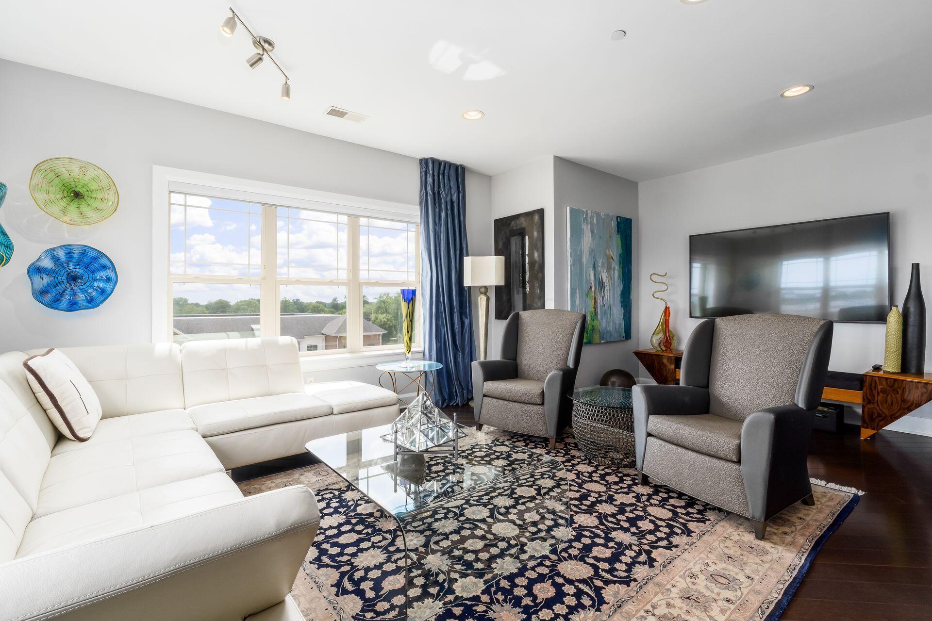 3175 Tremont Road, 502