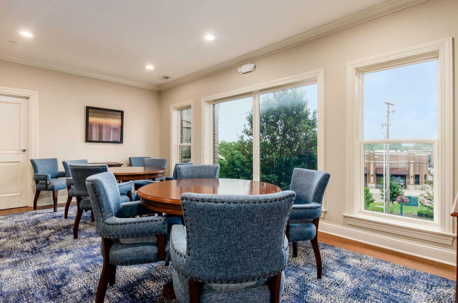 3175 Tremont Road, 504