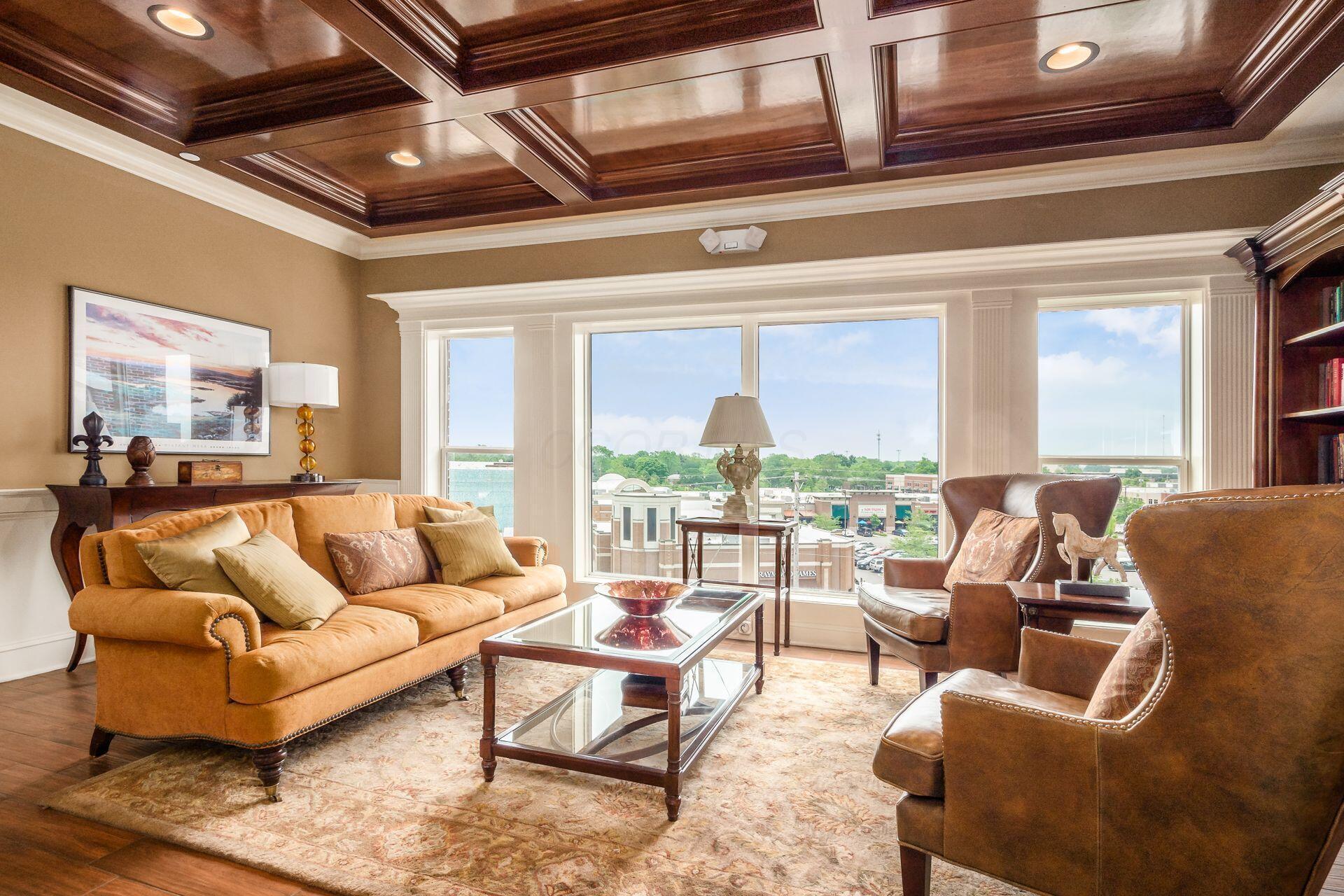 3175 Tremont Road, 504