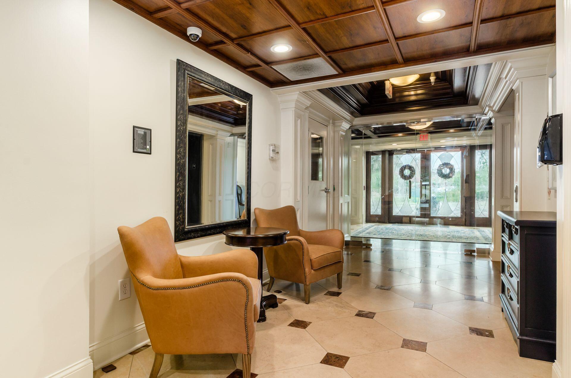 3175 Tremont Road, 504