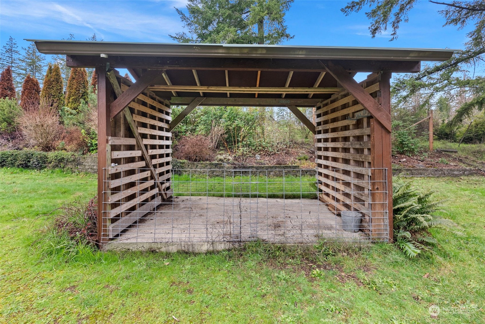 2689 SW Minterbrook Road