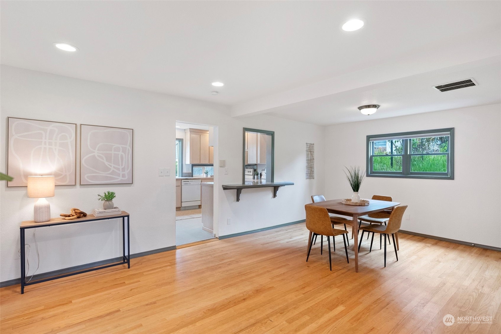 2320 N 28th Street