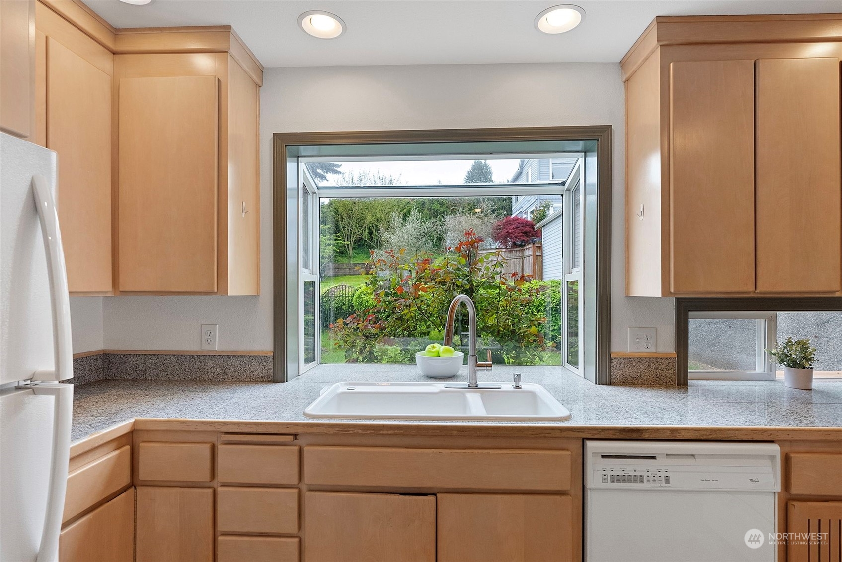 2320 N 28th Street