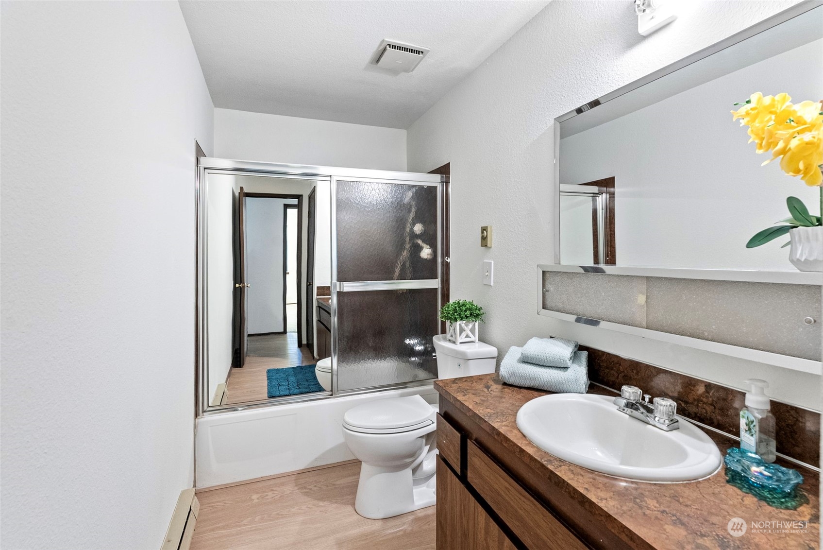 14208 Meadowlark Drive NW