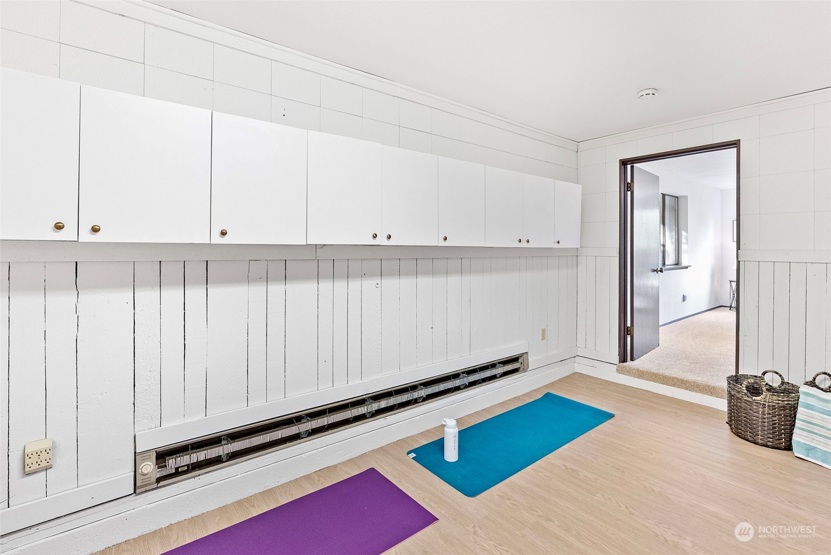 14208 Meadowlark Drive NW