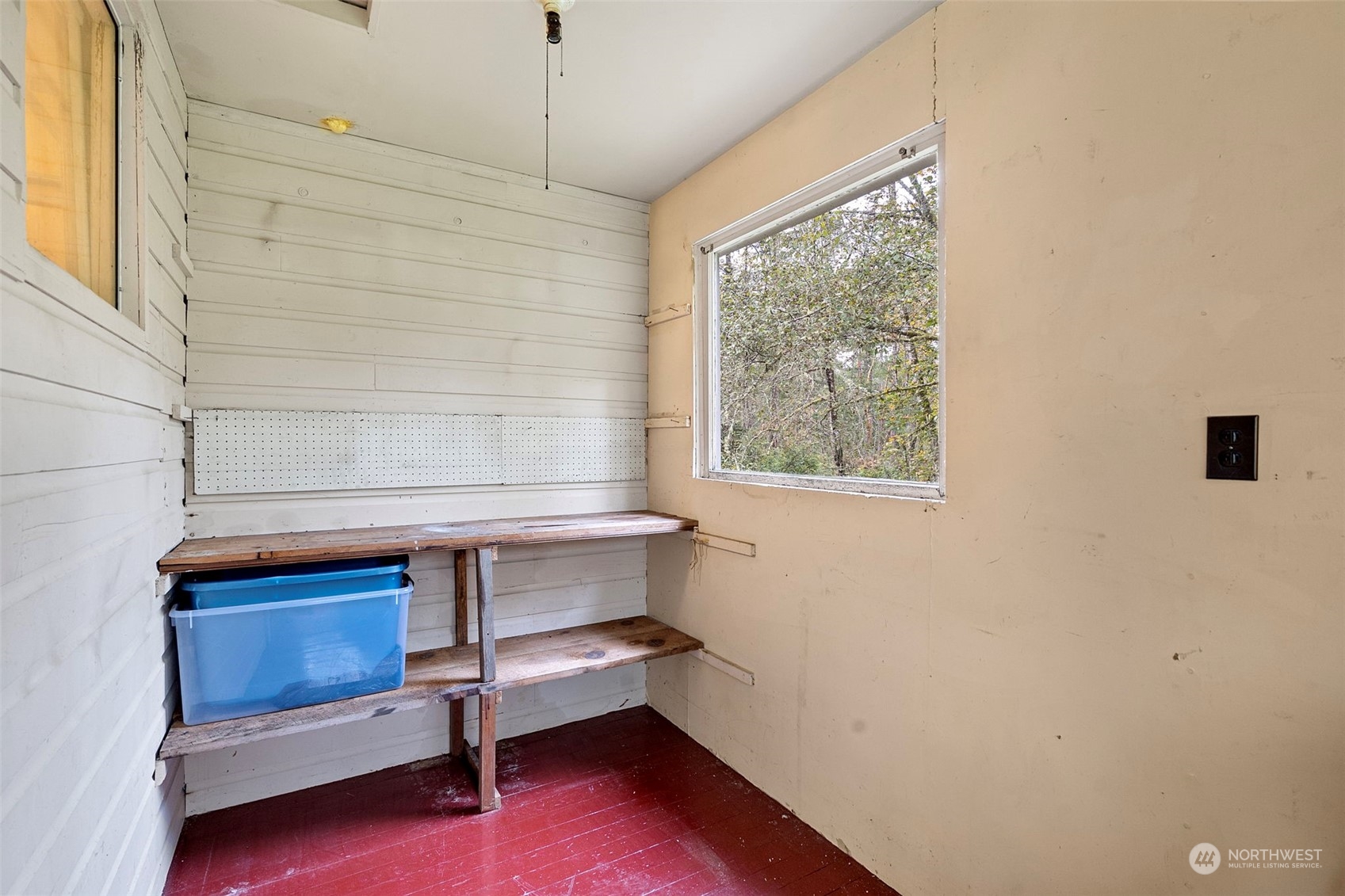 20011 Herron Road NW