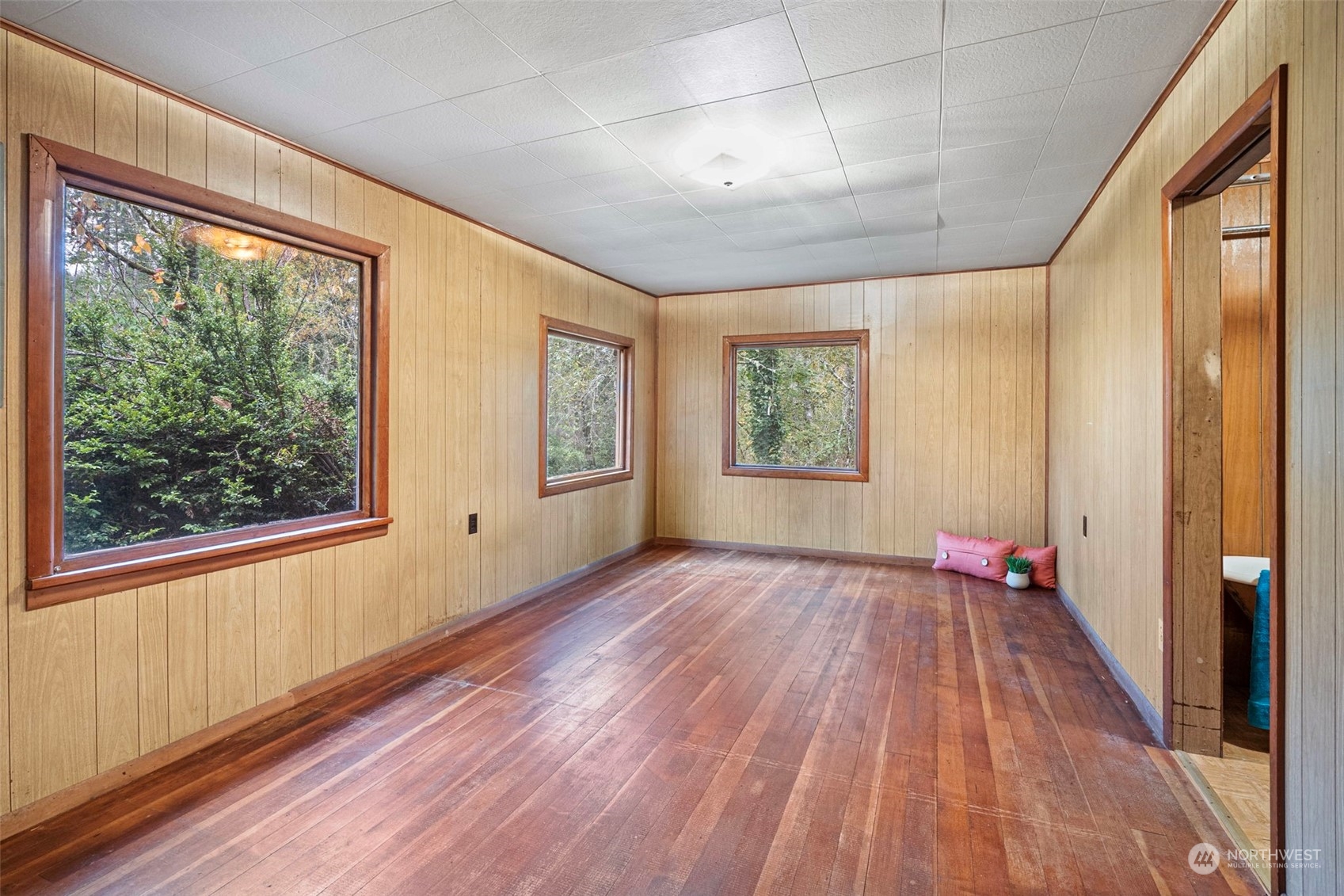 20011 Herron Road NW