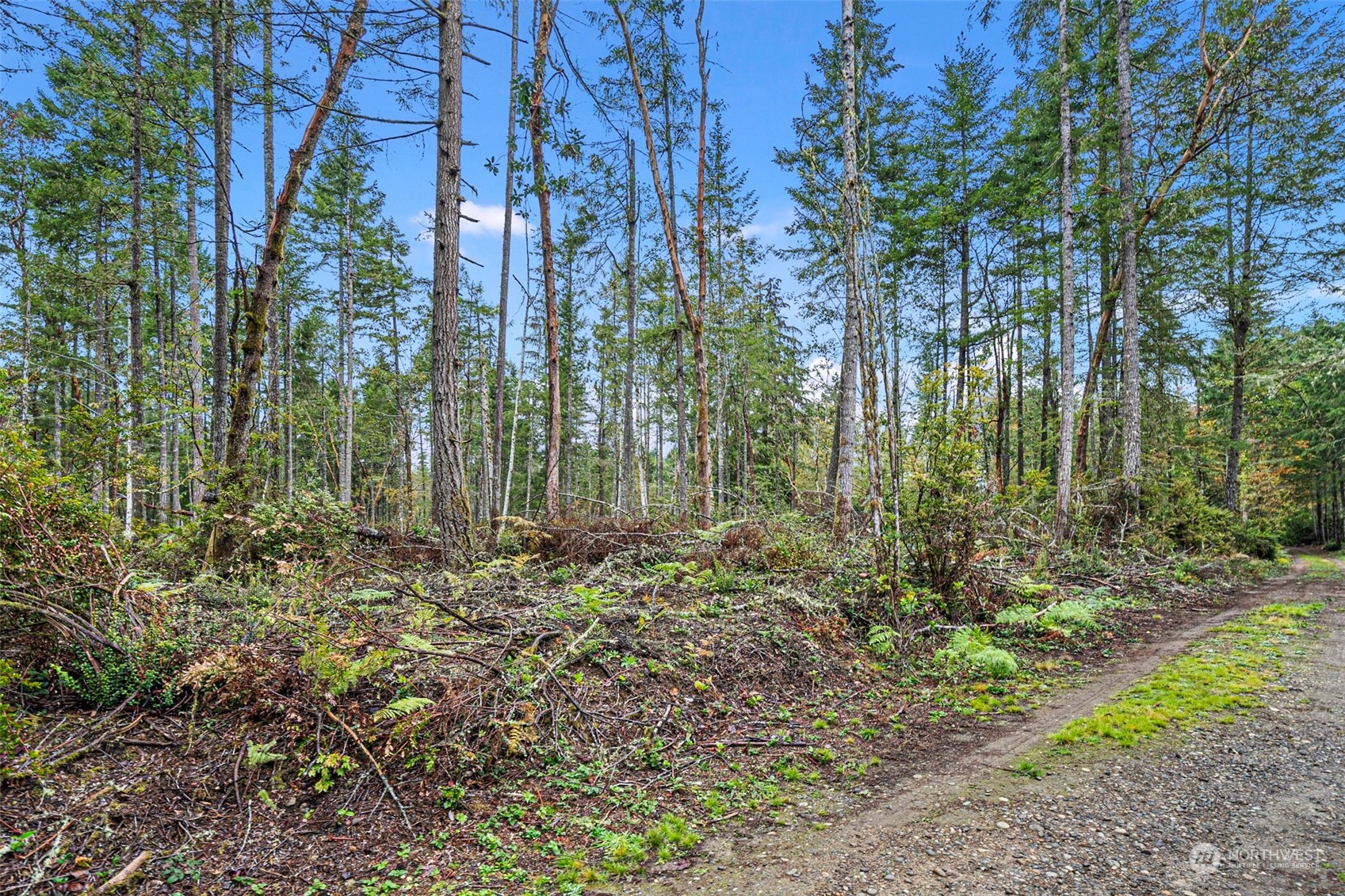 20011 Herron Road NW