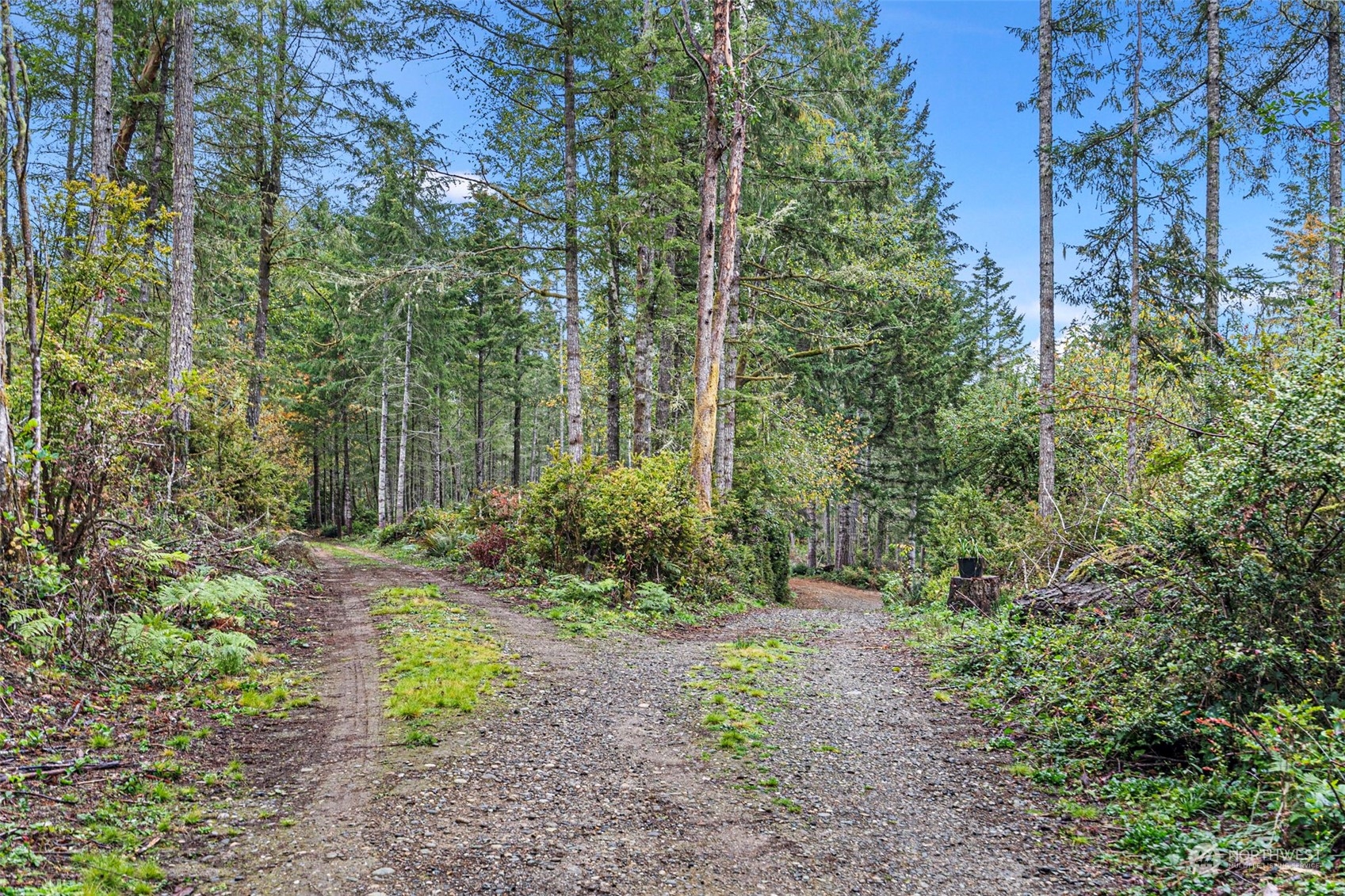 20011 Herron Road NW