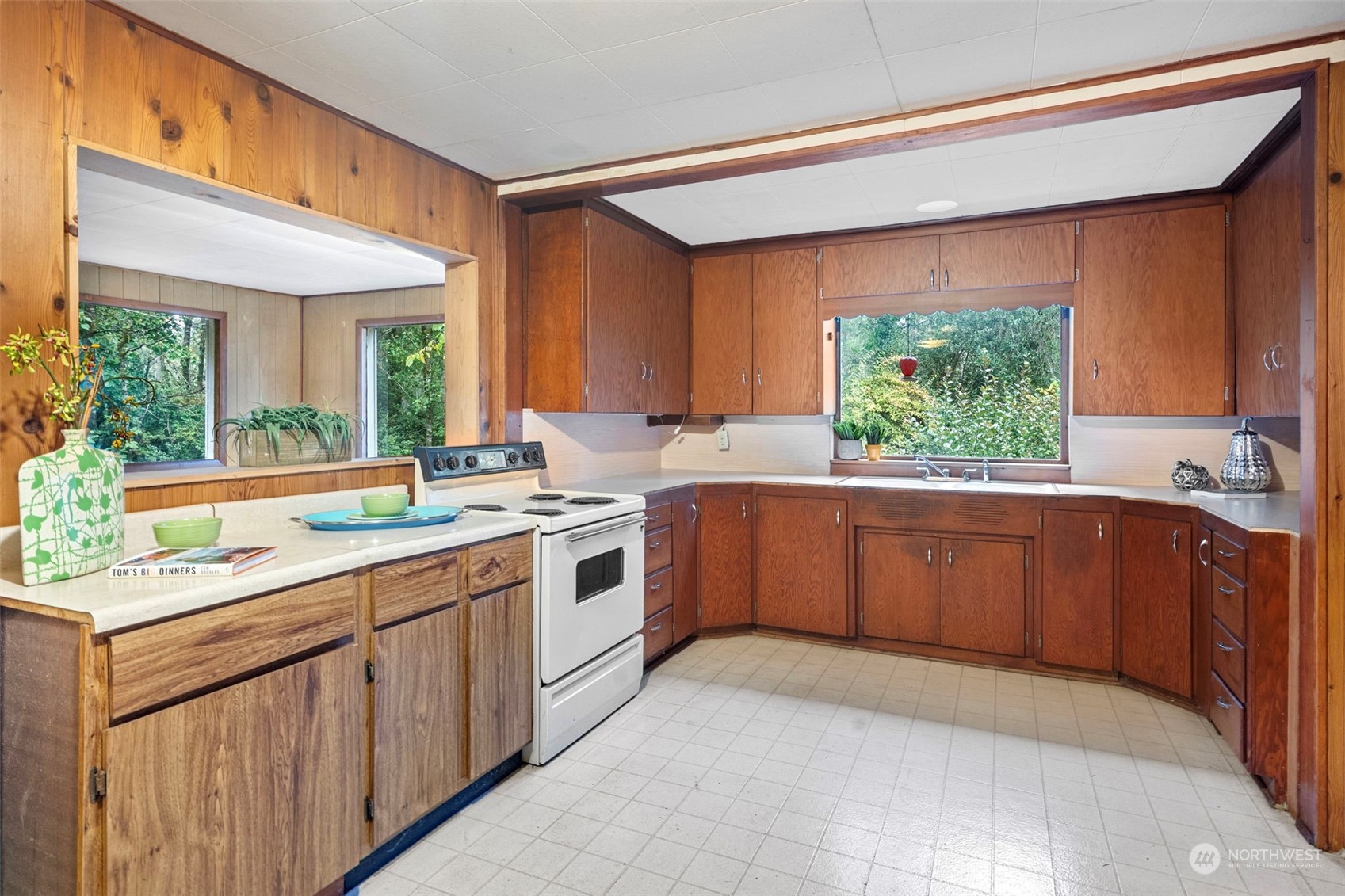 20011 Herron Road NW