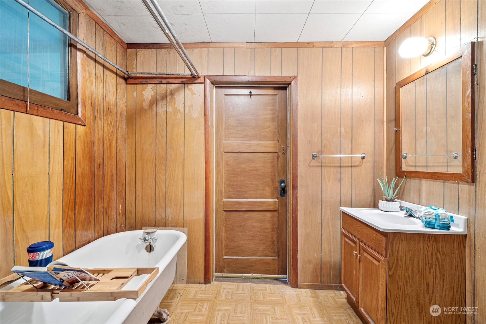 20011 Herron Road NW