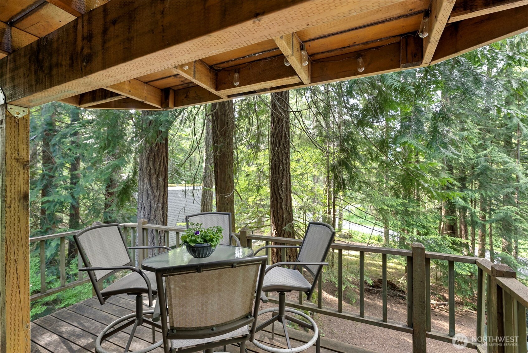 111 N Skokomish Drive