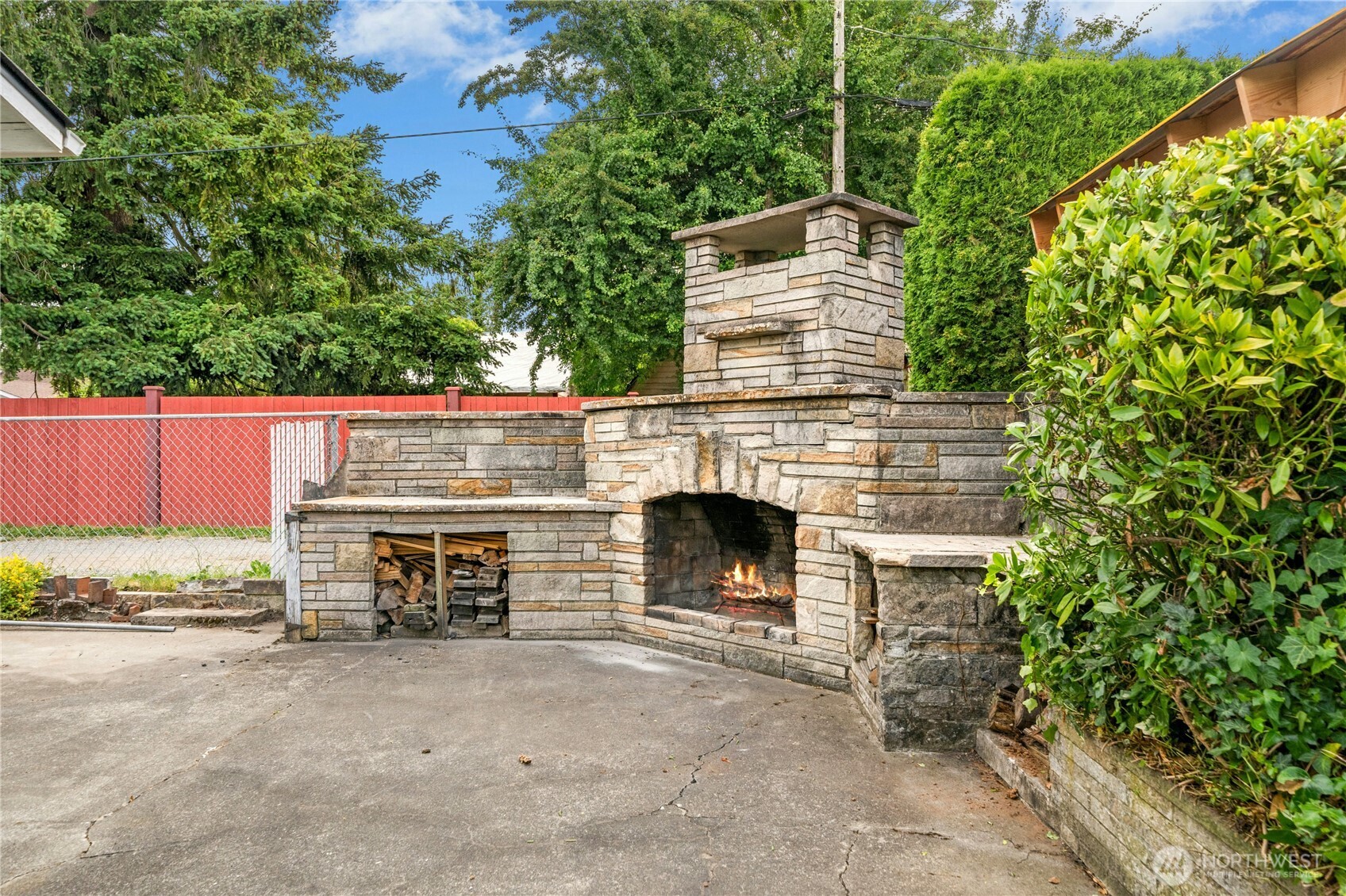 1037 Harding Street