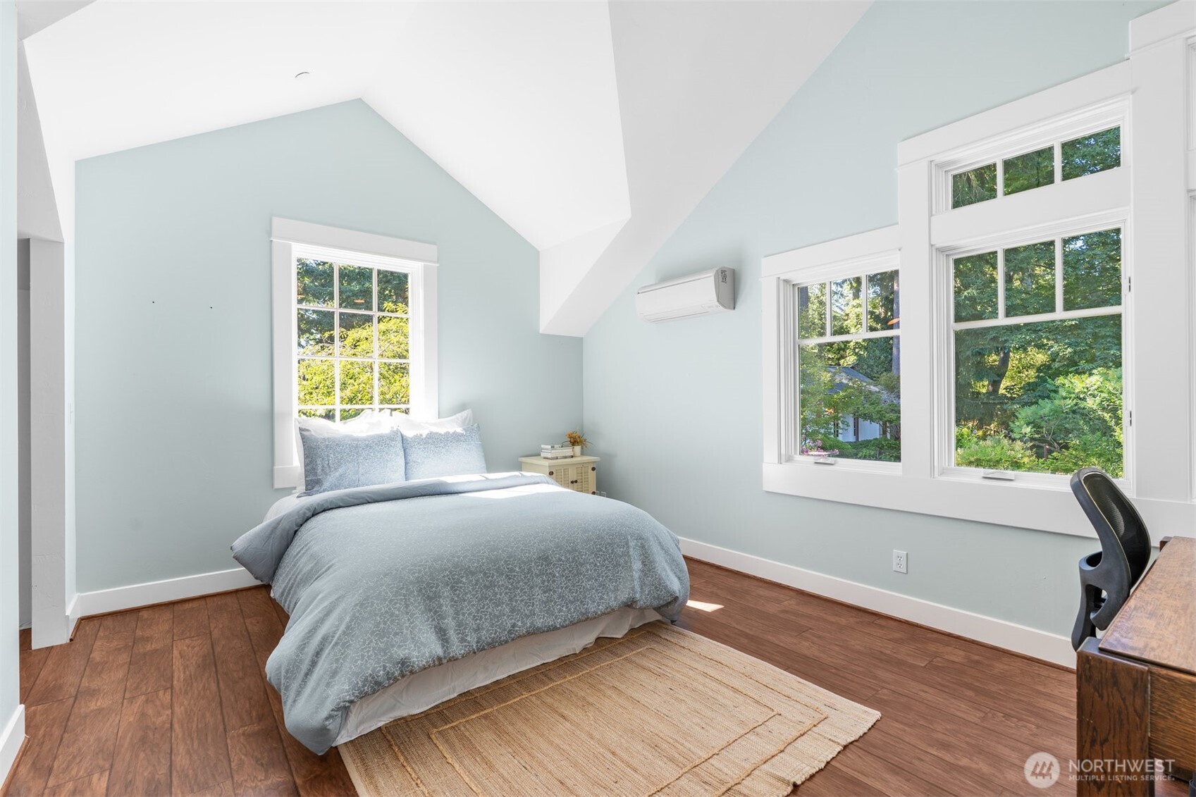 9411 - 9415 Key Peninsula Highway SW