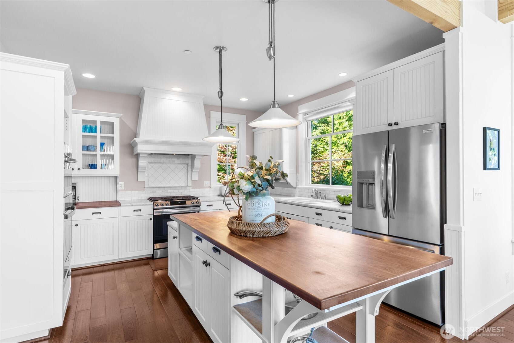 9411 - 9415 Key Peninsula Highway SW