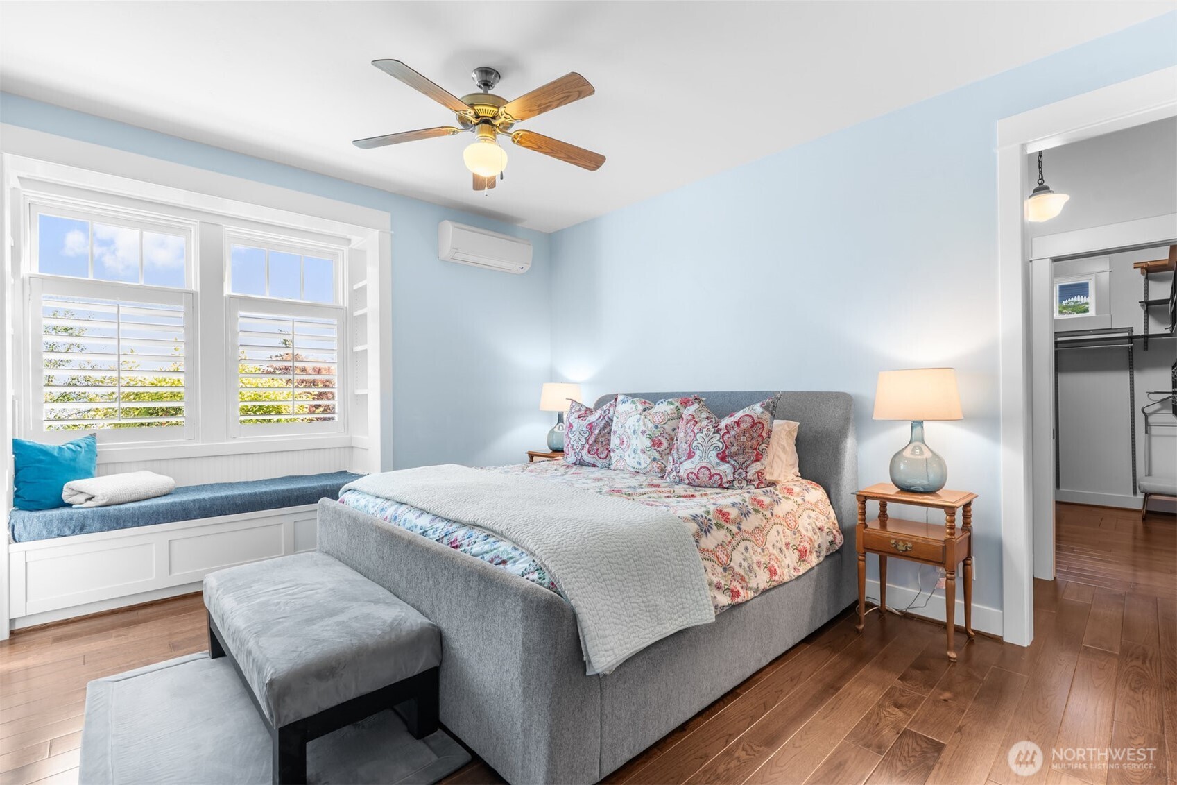 9411 - 9415 Key Peninsula Highway SW