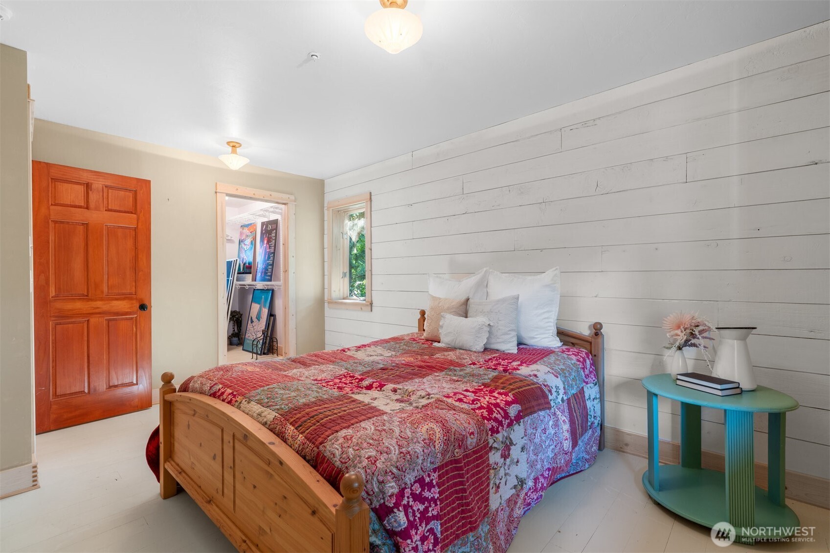9411 - 9415 Key Peninsula Highway SW