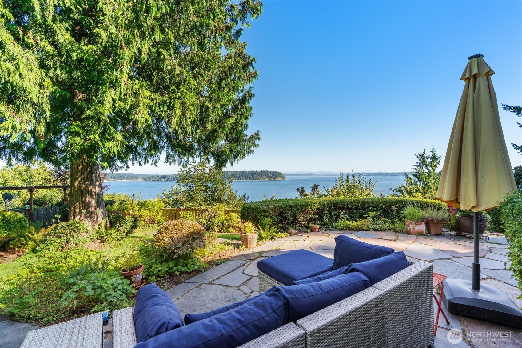 9411 - 9415 Key Peninsula Highway SW