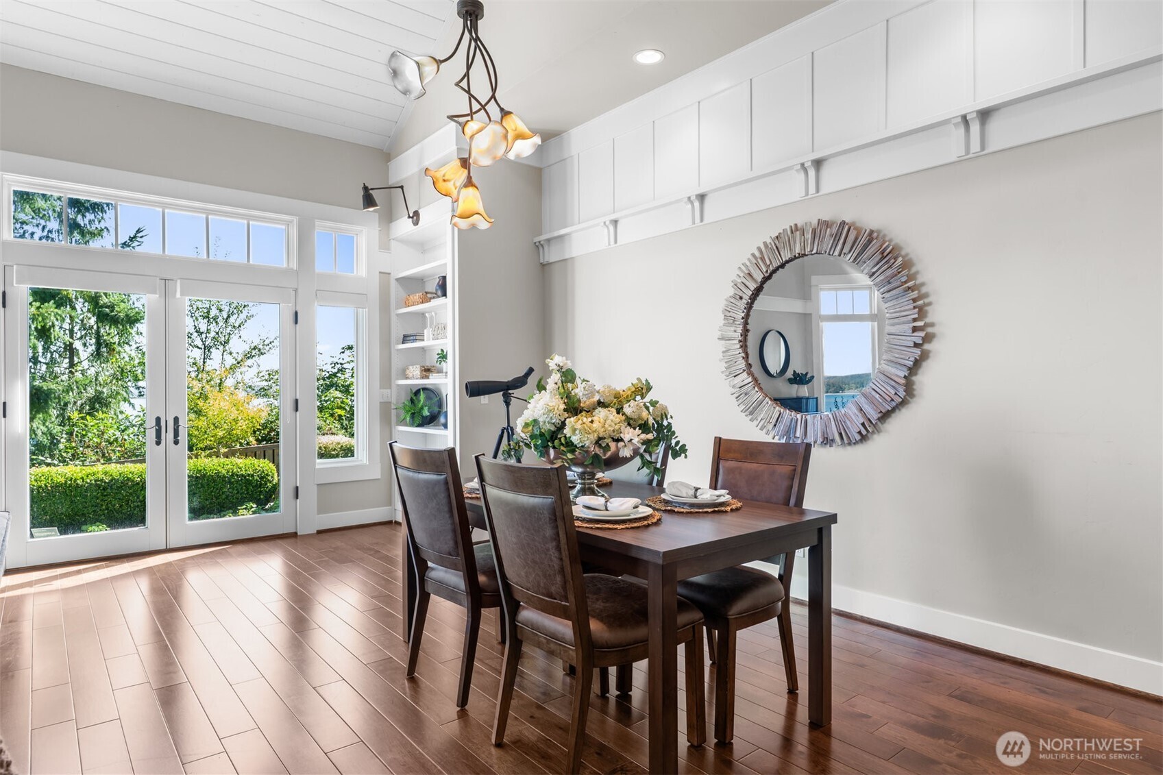9411 - 9415 Key Peninsula Highway SW