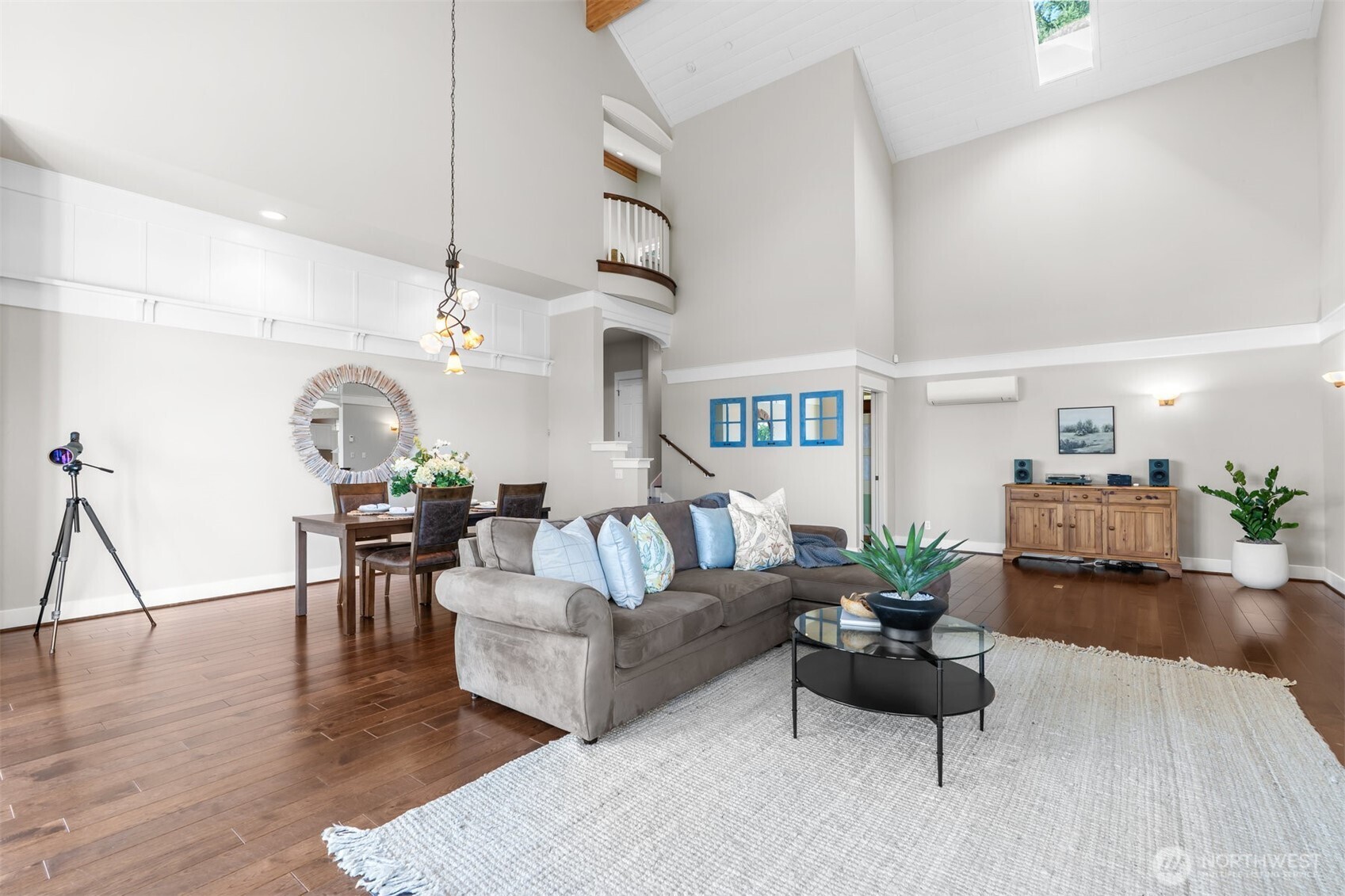 9411 - 9415 Key Peninsula Highway SW