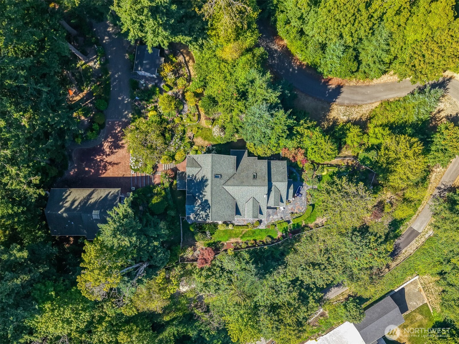 9411 - 9415 Key Peninsula Highway SW