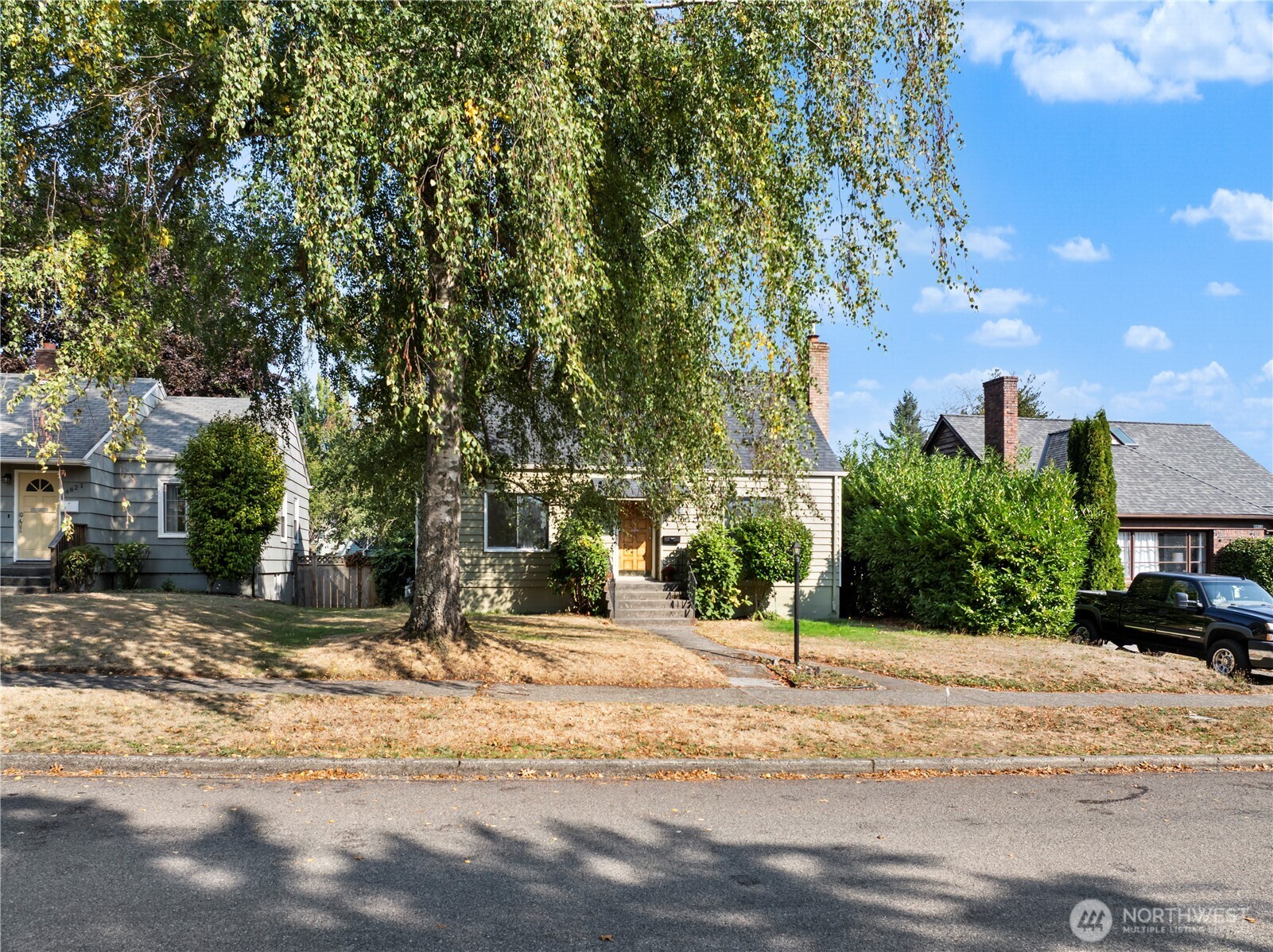4817 N 28th Street