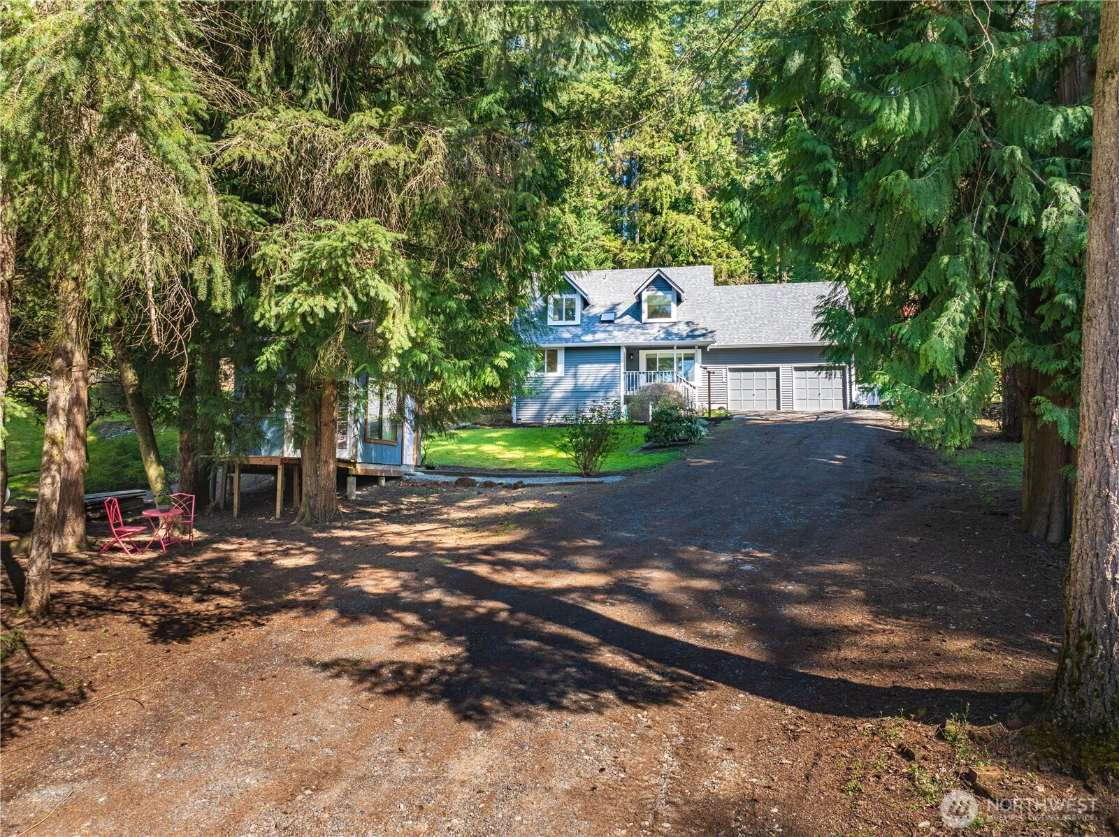 20017 Locust Way