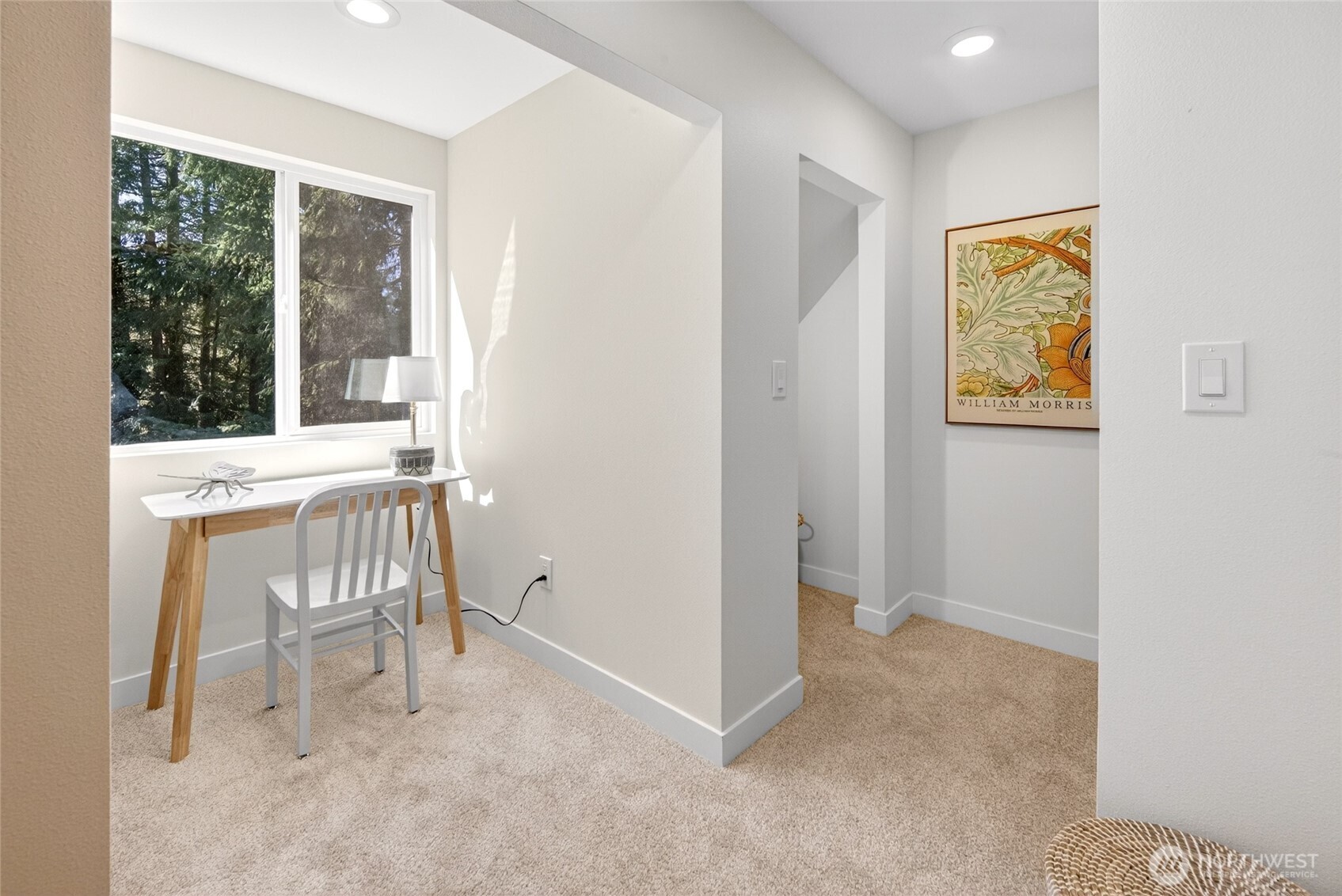 20017 Locust Way