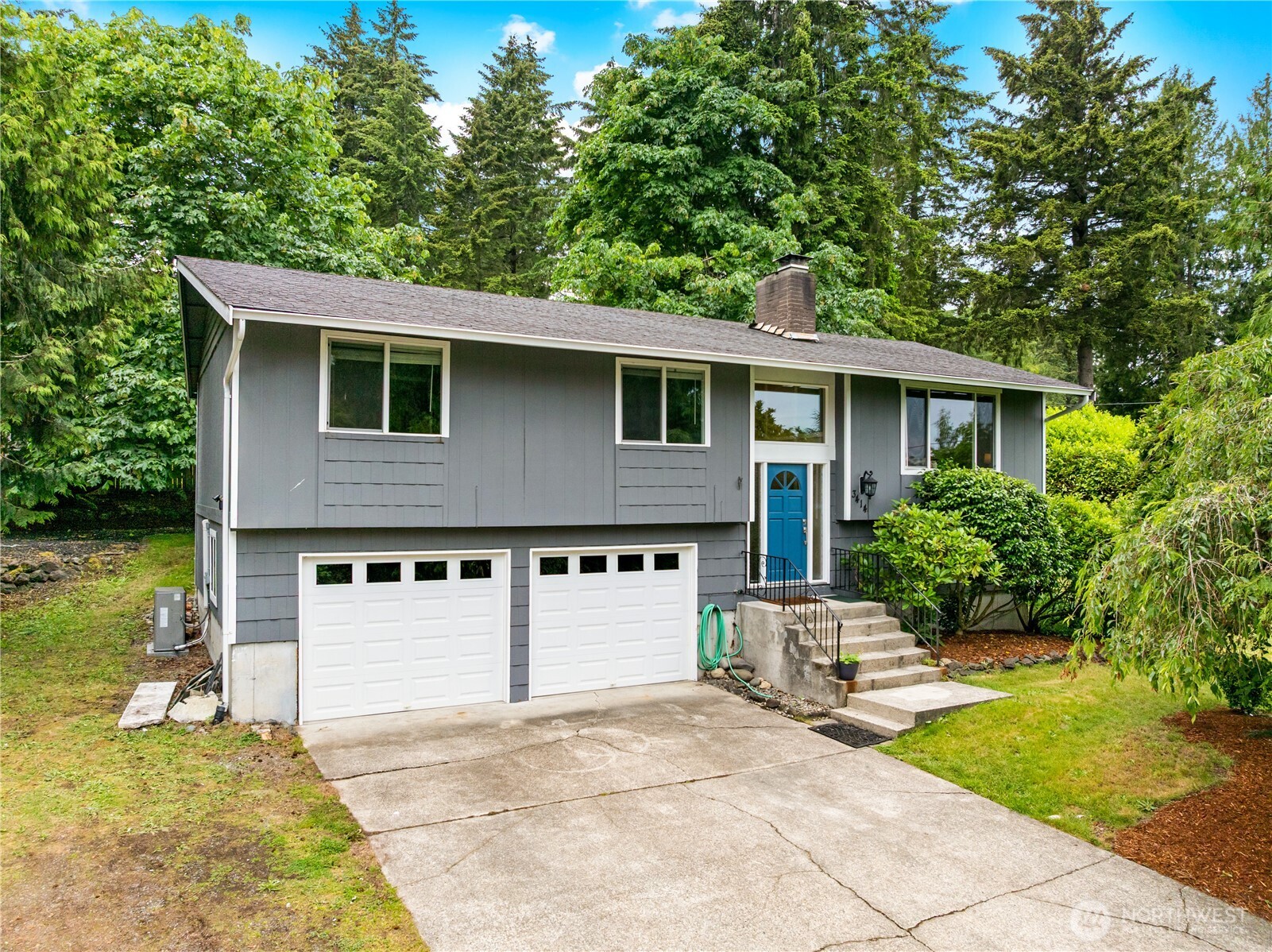 3414 58th Avenue NW