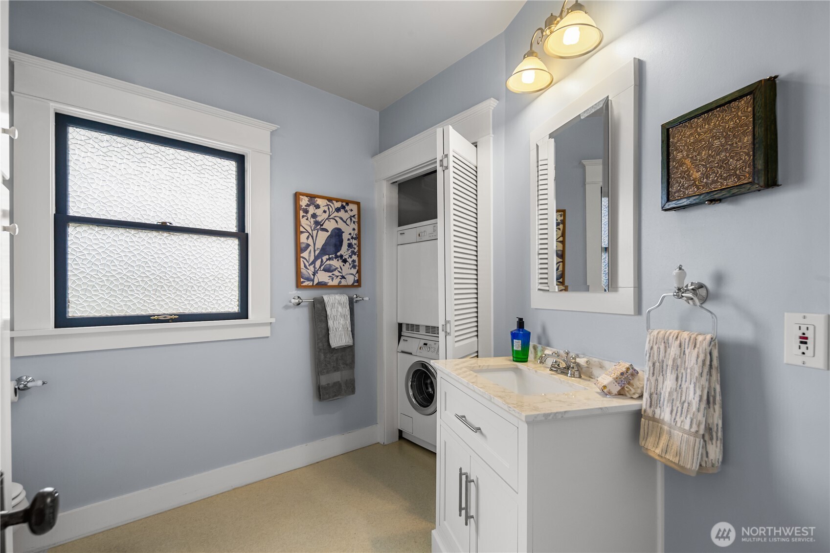 1435 9th Avenue W Unit: 1437