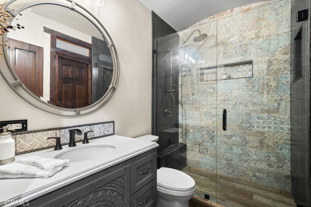 42095 Lorraine Circle