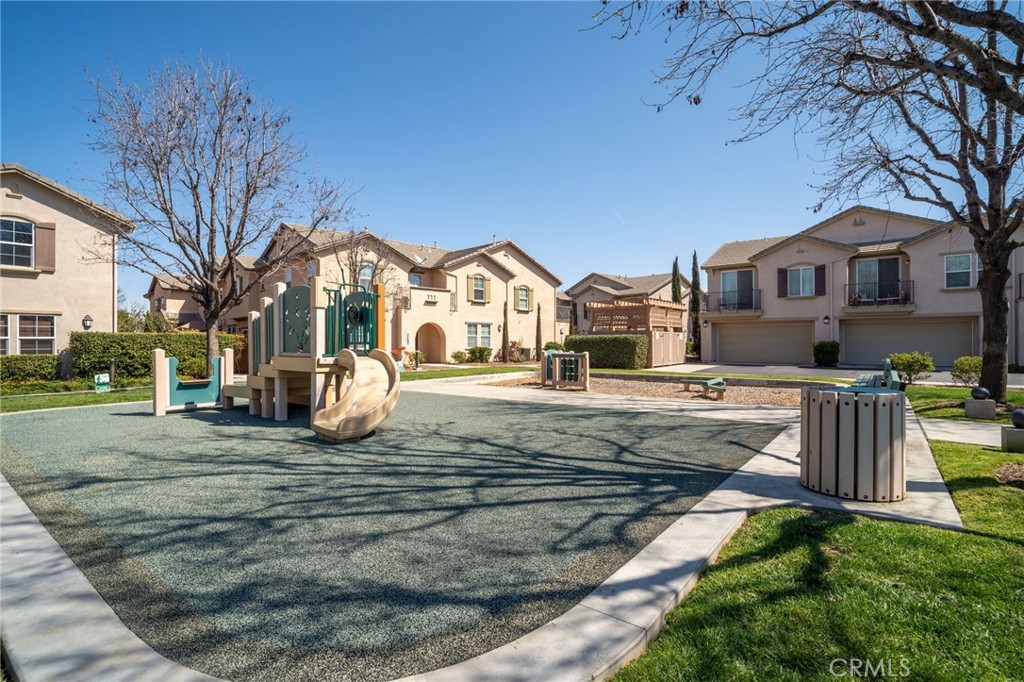 36337 Vincenzo Way