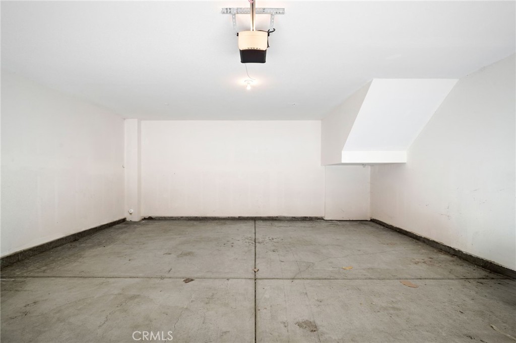 36337 Vincenzo Way