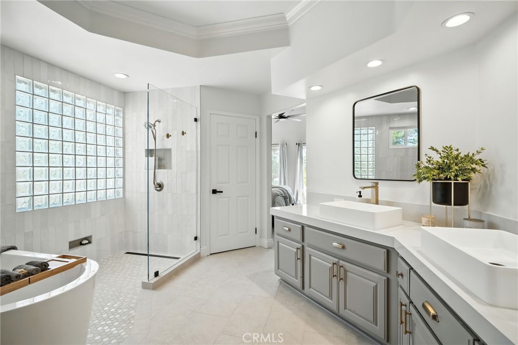 38554 Lochinvar Court