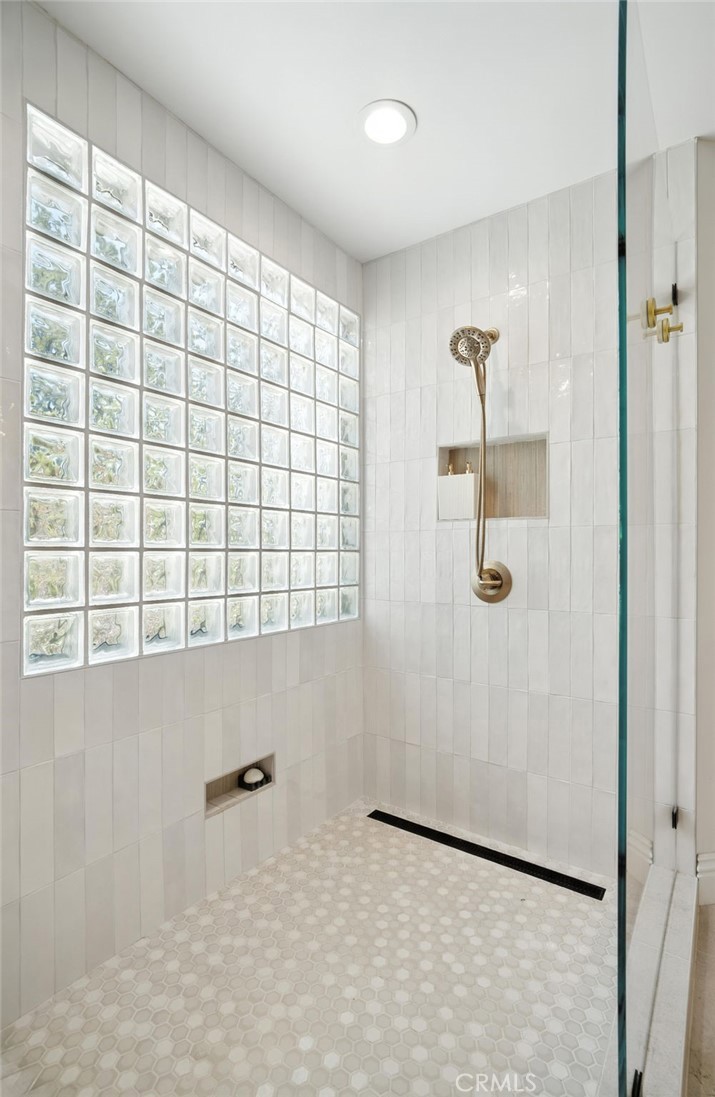 38554 Lochinvar Court