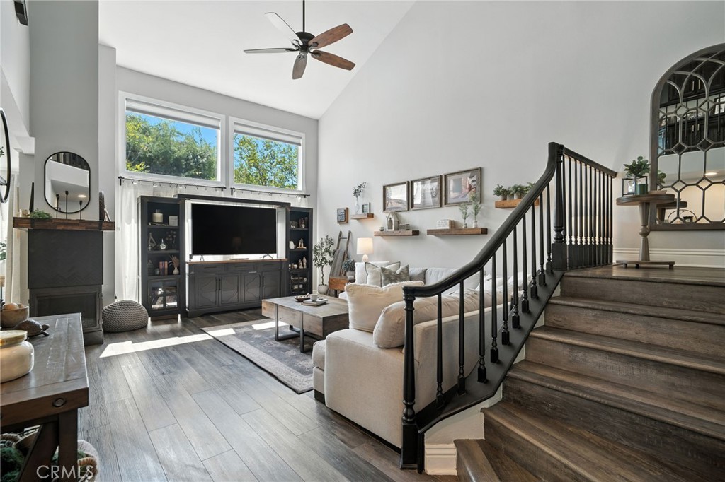 38554 Lochinvar Court