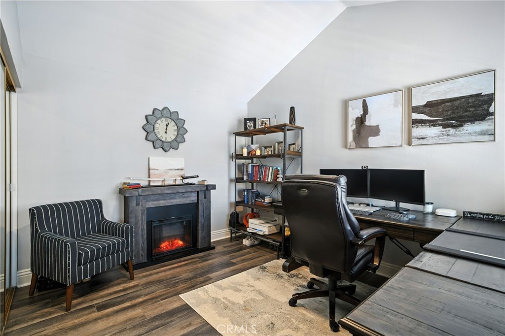 38554 Lochinvar Court