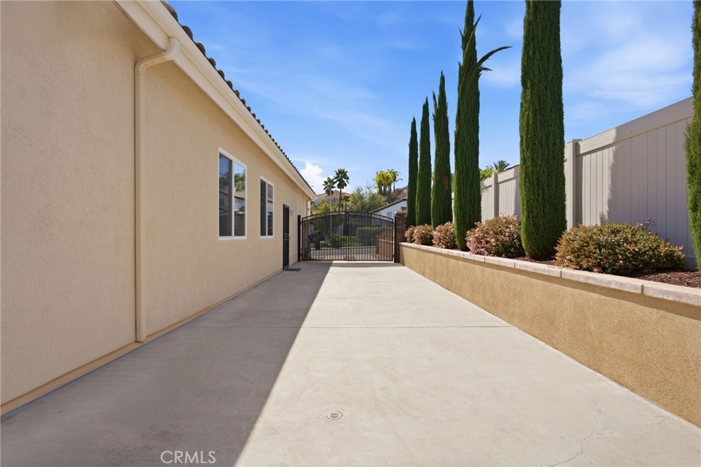 42715 Mountain Shadow Road