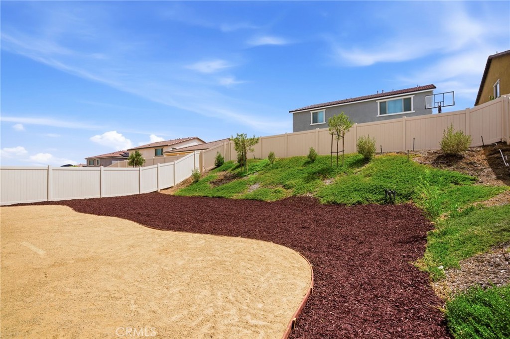 25337 Circle Stone