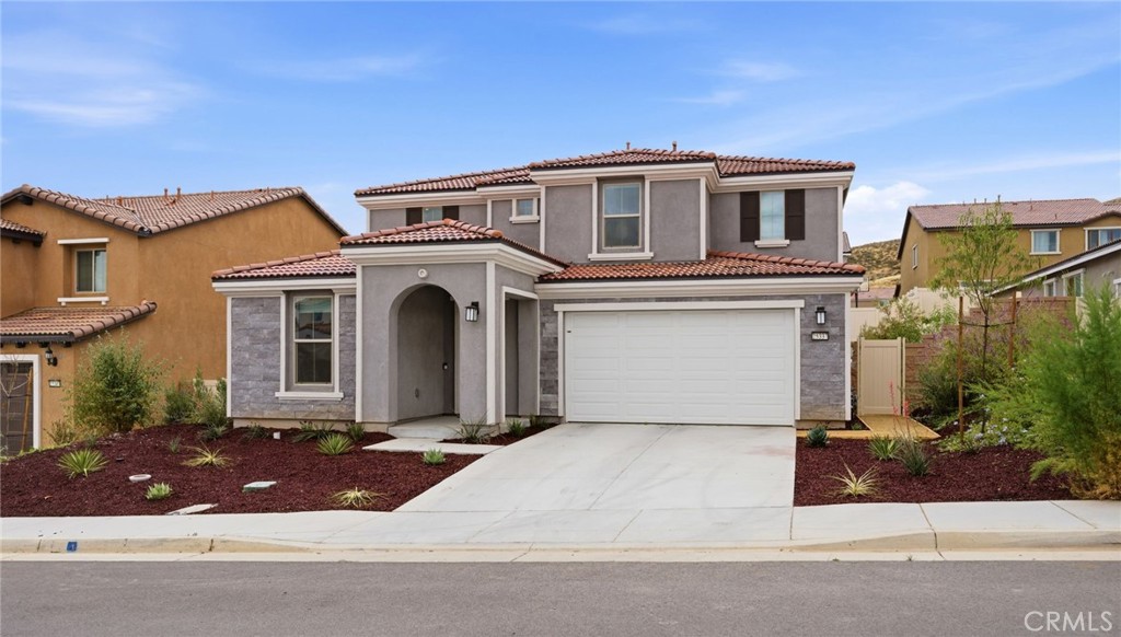 25337 Circle Stone