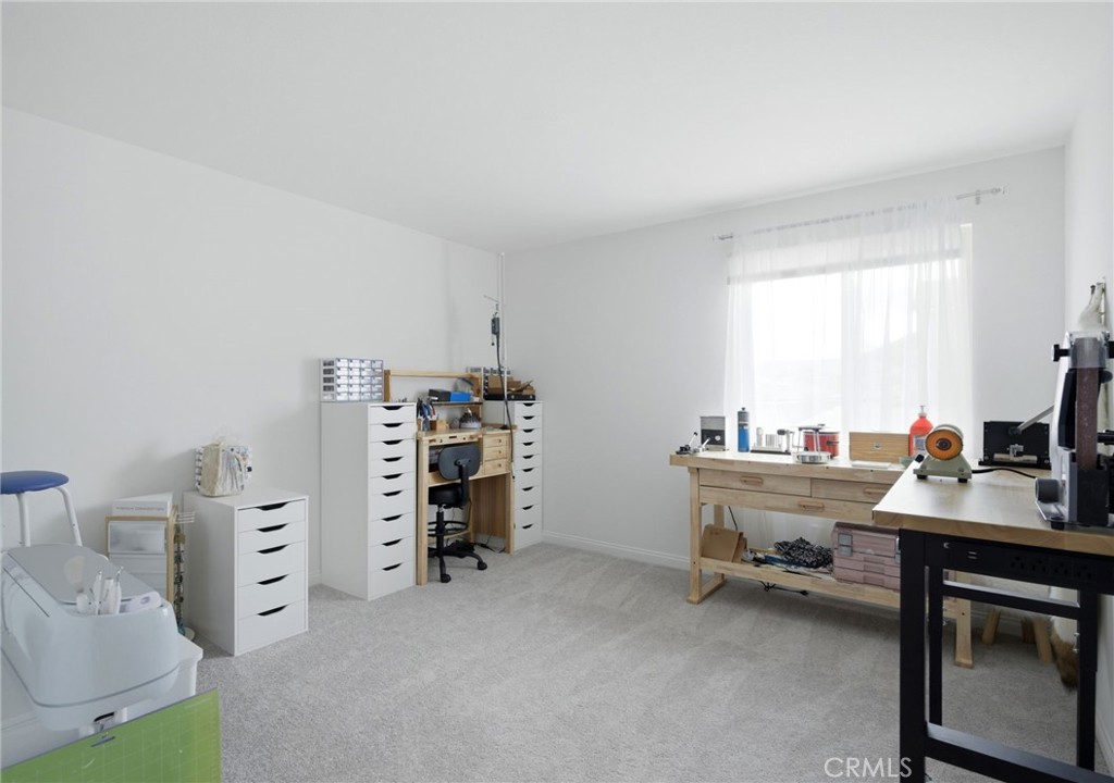 25337 Circle Stone