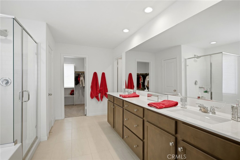 25337 Circle Stone