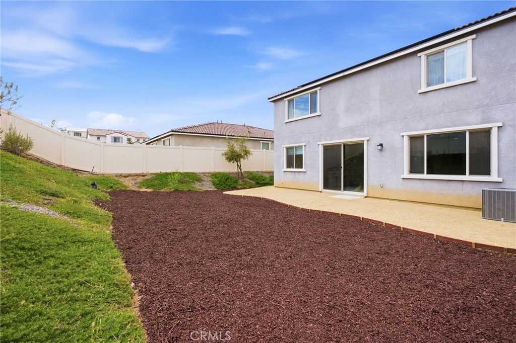 25337 Circle Stone