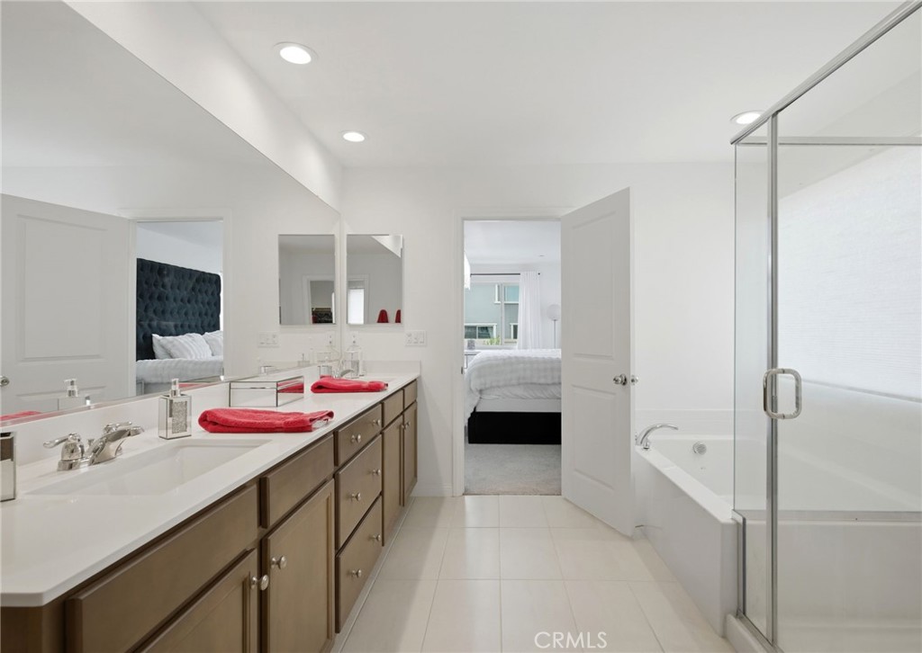 25337 Circle Stone