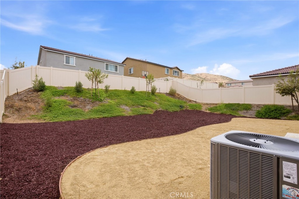 25337 Circle Stone